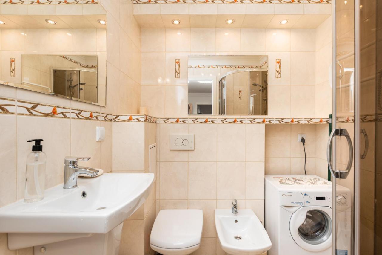 Chmielna 104 By Homeprime Varšava Exteriér fotografie