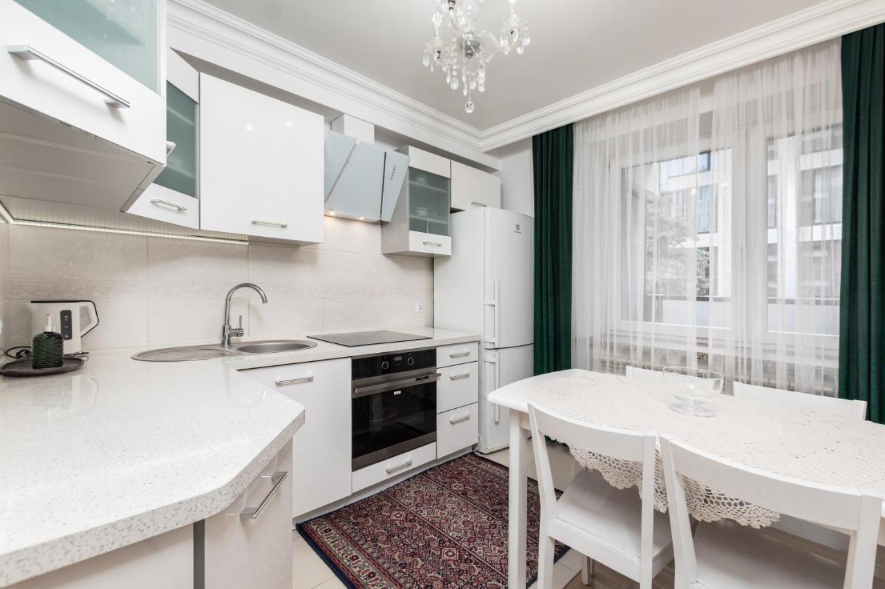Chmielna 104 By Homeprime Varšava Exteriér fotografie